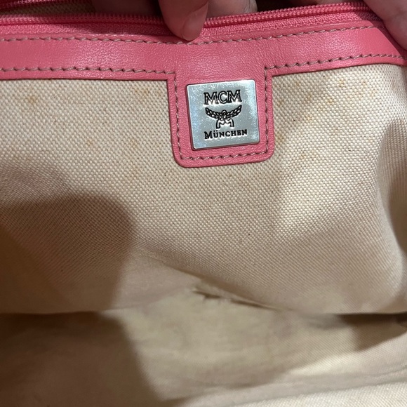 MCM WHITE VISETOS SHOPPING TOTE - Picture 13 of 16